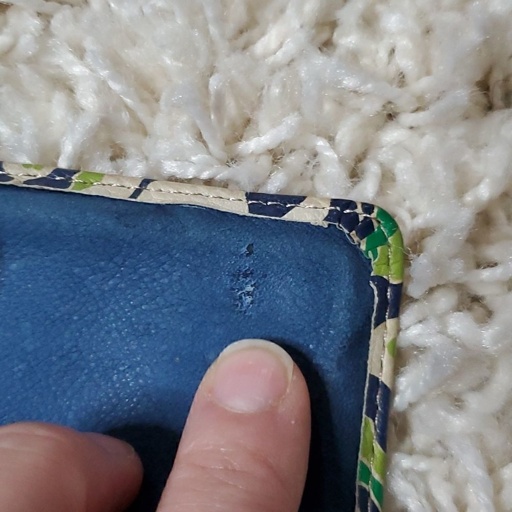 FOSSIL Leather Wallet    - Picture 9 of 9